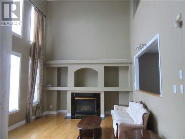 4 Bedroom Single Family Property  in 9 SELLERS WAY, Ottawa, Ontario K2H7Y6