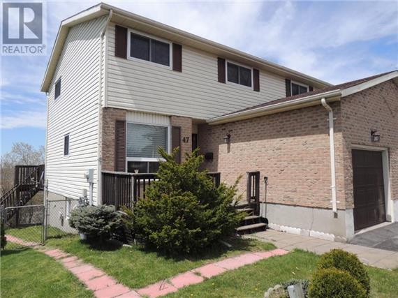 http://cdn.canadapropertylisting.com//Property/medium/2/2016/8/30/3-bedroom-House-property_for_sale-in-Kingston-id-4927719.jpg