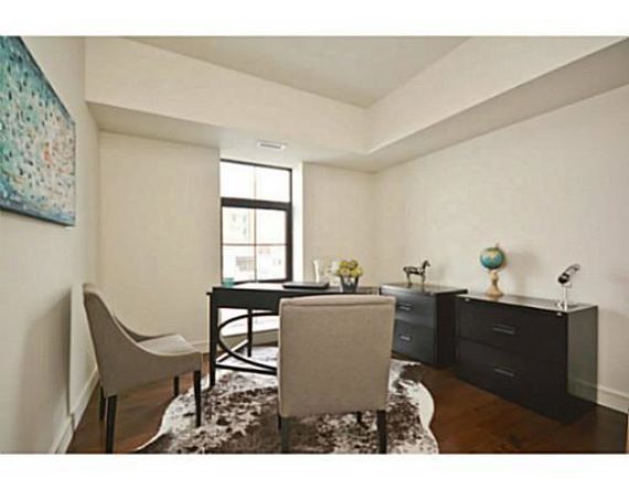 http://cdn.canadapropertylisting.com//Property/medium/3/2016/3/21/1-bedroom-single-family-property-for-sale-5247670710806267836.jpg