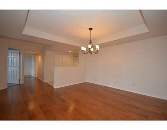 http://cdn.canadapropertylisting.com//Property/medium/3/2016/3/21/2-bedroom-single-family-property-for-sale-5247670710865693778.jpg