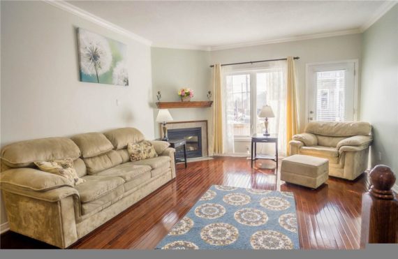 http://cdn.canadapropertylisting.com//Property/medium/3/2016/3/21/2-bedroom-single-family-property-for-sale-5247670711201007306.jpg