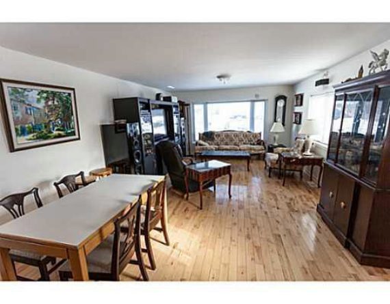 http://cdn.canadapropertylisting.com//Property/medium/3/2016/3/21/2-bedroom-single-family-property-for-sale-5247670711706687869.jpg