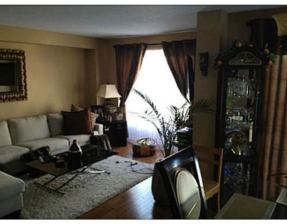 http://cdn.canadapropertylisting.com//Property/medium/3/2016/3/21/2-bedroom-single-family-property-to-rent-5247670707983105548.jpg