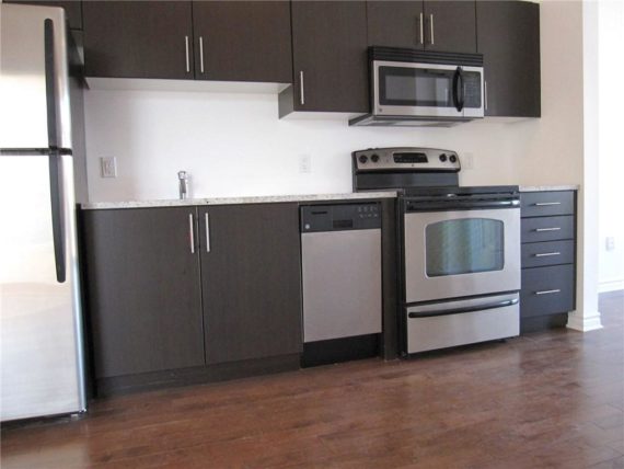http://cdn.canadapropertylisting.com//Property/medium/3/2016/3/21/2-bedroom-single-family-property-to-rent-5247670708022919529.jpg