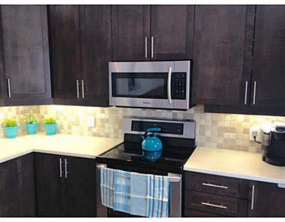 http://cdn.canadapropertylisting.com//Property/medium/3/2016/3/21/3-bedroom-single-family-property-for-sale-5247670707981165354.jpg