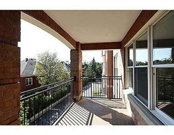 http://cdn.canadapropertylisting.com//Property/medium/3/2016/3/21/3-bedroom-single-family-property-for-sale-5247670710942801488.jpg