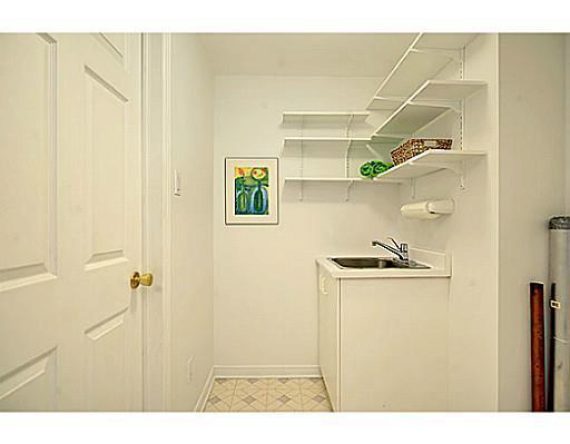http://cdn.canadapropertylisting.com//Property/medium/3/2016/3/21/3-bedroom-single-family-property-for-sale-5247670710942871495.jpg