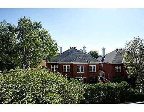 http://cdn.canadapropertylisting.com//Property/medium/3/2016/3/21/3-bedroom-single-family-property-for-sale-5247670710942881496.jpg
