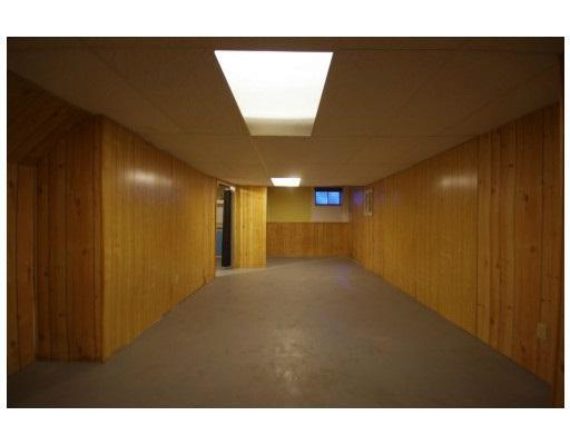 http://cdn.canadapropertylisting.com//Property/medium/3/2016/3/21/3-bedroom-single-family-property-for-sale-5247670711037000907.jpg