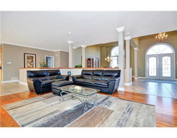 http://cdn.canadapropertylisting.com//Property/medium/3/2016/3/21/3-bedroom-single-family-property-for-sale-5247670711038241031.jpg