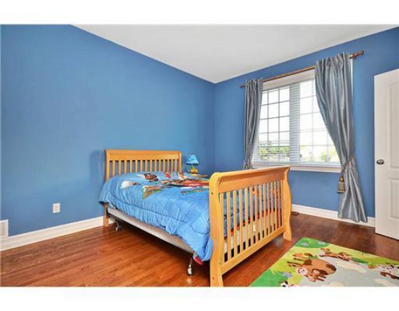 http://cdn.canadapropertylisting.com//Property/medium/3/2016/3/21/3-bedroom-single-family-property-for-sale-5247670711038321039.jpg