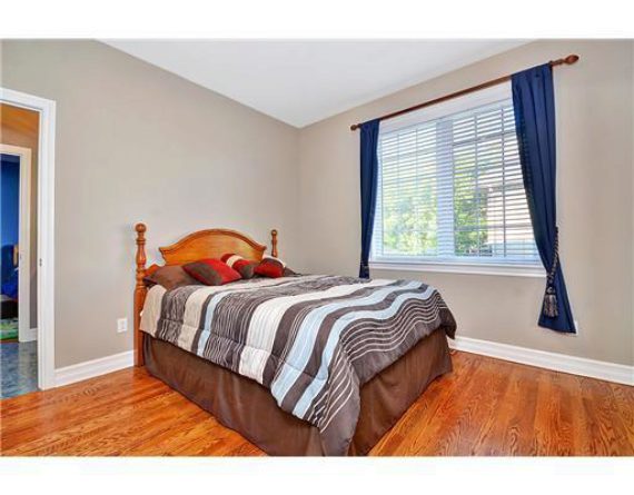 http://cdn.canadapropertylisting.com//Property/medium/3/2016/3/21/3-bedroom-single-family-property-for-sale-5247670711038331040.jpg