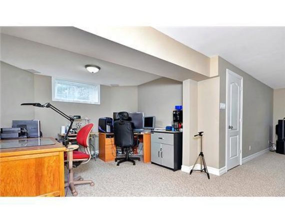 http://cdn.canadapropertylisting.com//Property/medium/3/2016/3/21/3-bedroom-single-family-property-for-sale-5247670711038361043.jpg