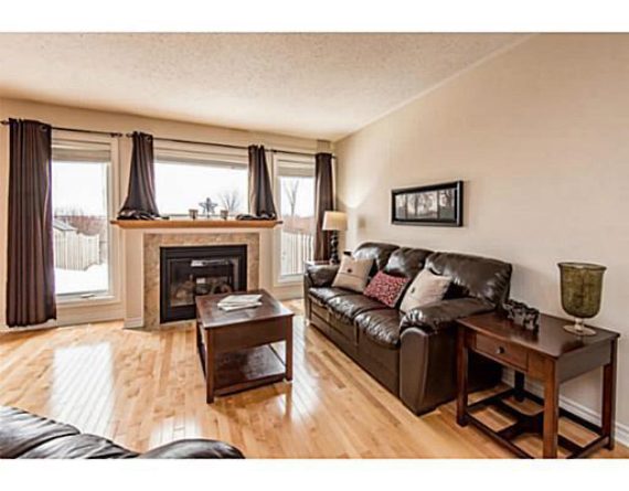 http://cdn.canadapropertylisting.com//Property/medium/3/2016/3/21/3-bedroom-single-family-property-for-sale-5247670711628730074.jpg