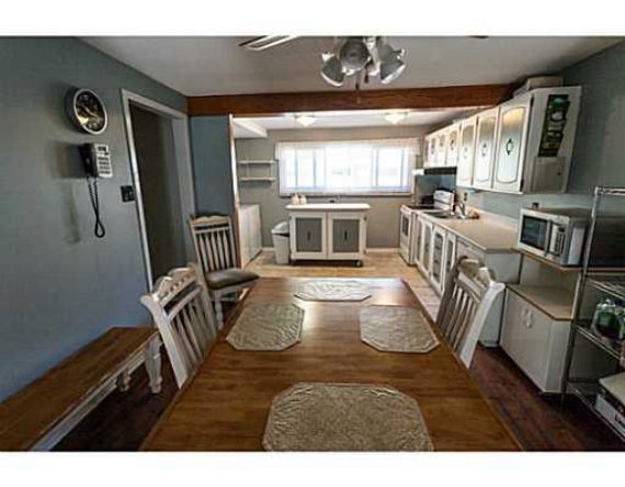 http://cdn.canadapropertylisting.com//Property/medium/3/2016/3/21/3-bedroom-single-family-property-for-sale-5247670711746531853.jpg