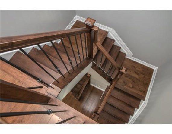 http://cdn.canadapropertylisting.com//Property/medium/3/2016/3/21/3-bedroom-single-family-property-to-rent-5247670707953252563.jpg
