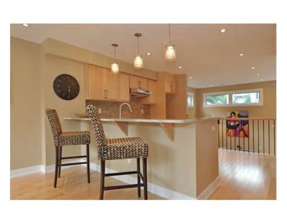 http://cdn.canadapropertylisting.com//Property/medium/3/2016/3/21/3-bedroom-single-family-property-to-rent-5247670707972454483.jpg