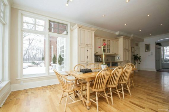 http://cdn.canadapropertylisting.com//Property/medium/3/2016/3/21/4-bedroom-property-for-sale-5247670707871294368.jpg