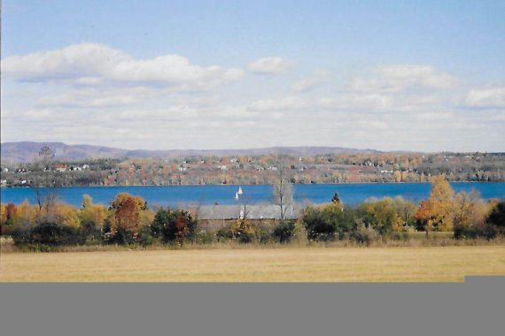 http://cdn.canadapropertylisting.com//Property/medium/3/2016/3/21/4-bedroom-property-for-sale-5247670707871884427.jpg