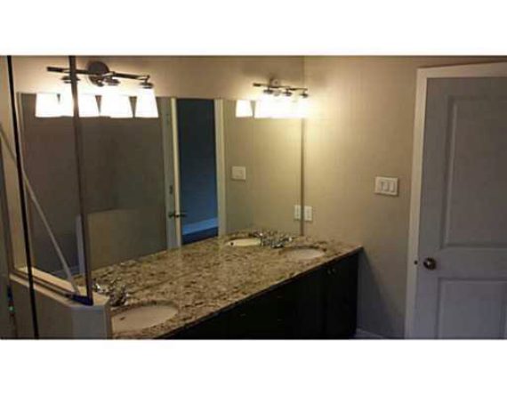http://cdn.canadapropertylisting.com//Property/medium/3/2016/3/21/4-bedroom-single-family-property-for-sale-5247670711037981005.jpg