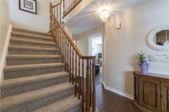 http://cdn.canadapropertylisting.com//Property/medium/3/2016/3/21/4-bedroom-single-family-property-for-sale-5247670711642191420.jpg