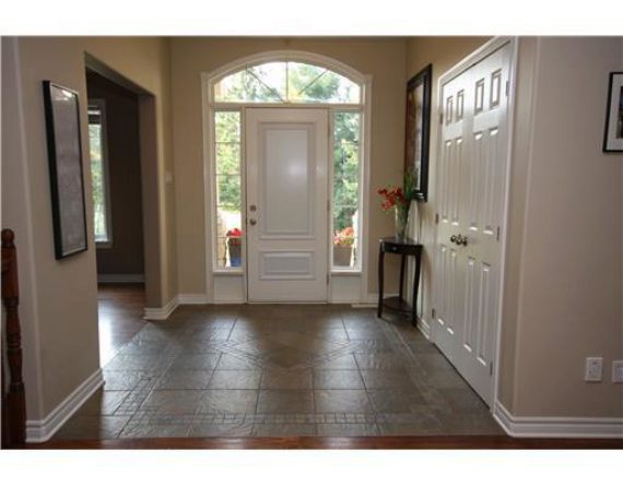 http://cdn.canadapropertylisting.com//Property/medium/3/2016/3/21/5-bedroom-single-family-property-for-sale-5247670711638671068.jpg