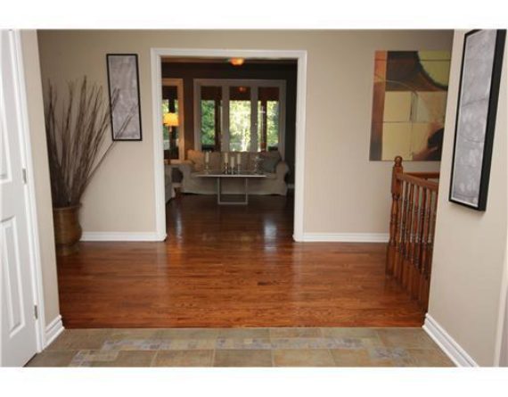 http://cdn.canadapropertylisting.com//Property/medium/3/2016/3/21/5-bedroom-single-family-property-for-sale-5247670711638681069.jpg