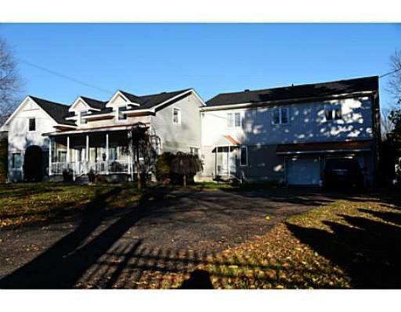 http://cdn.canadapropertylisting.com//Property/medium/3/2016/3/21/5-bedroom-single-family-property-to-rent-5247670710723669577.jpg