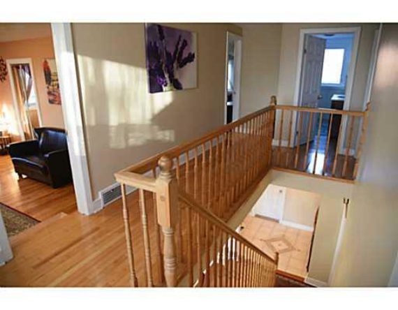 http://cdn.canadapropertylisting.com//Property/medium/3/2016/3/21/5-bedroom-single-family-property-to-rent-5247670710724029613.jpg