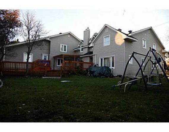 http://cdn.canadapropertylisting.com//Property/medium/3/2016/3/21/5-bedroom-single-family-property-to-rent-5247670710724039614.jpg