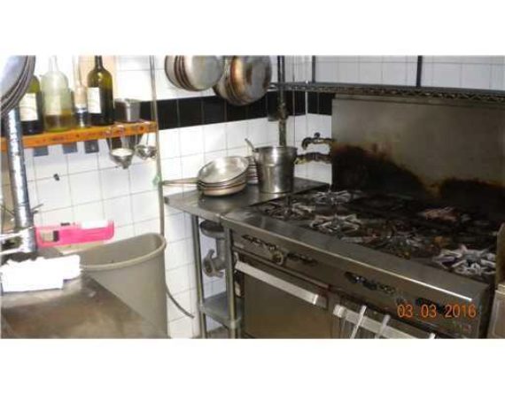 http://cdn.canadapropertylisting.com//Property/medium/3/2016/3/21/commercial-industrial-property-for-sale-5247670711770054205.jpg