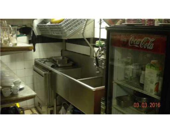http://cdn.canadapropertylisting.com//Property/medium/3/2016/3/21/commercial-industrial-property-for-sale-5247670711770064206.jpg