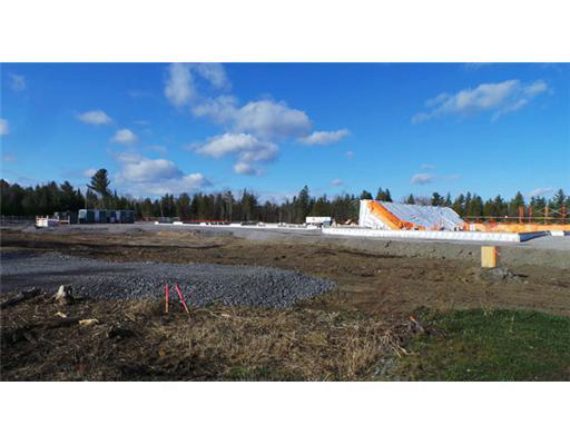 http://cdn.canadapropertylisting.com//Property/medium/3/2016/3/21/land-for-sale-5247670711755312731.jpg