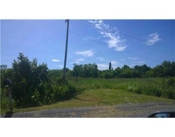 http://cdn.canadapropertylisting.com//Property/medium/3/2016/3/21/land-for-sale-5247670711759893189.jpg
