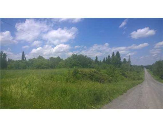 http://cdn.canadapropertylisting.com//Property/medium/3/2016/3/21/land-for-sale-5247670711759903190.jpg