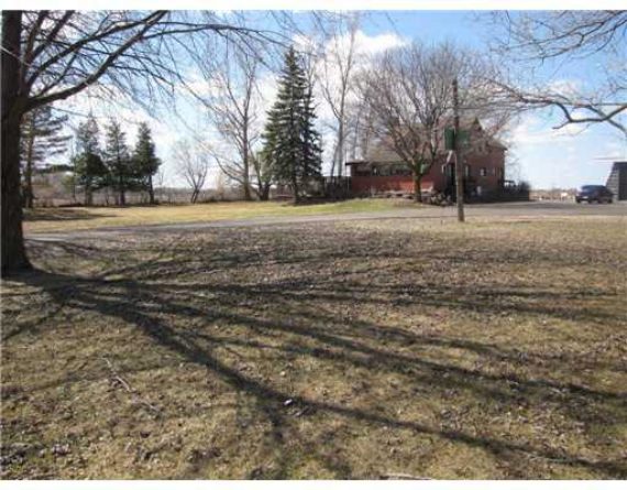 http://cdn.canadapropertylisting.com//Property/medium/3/2016/3/21/land-for-sale-5247670711764673667.jpg