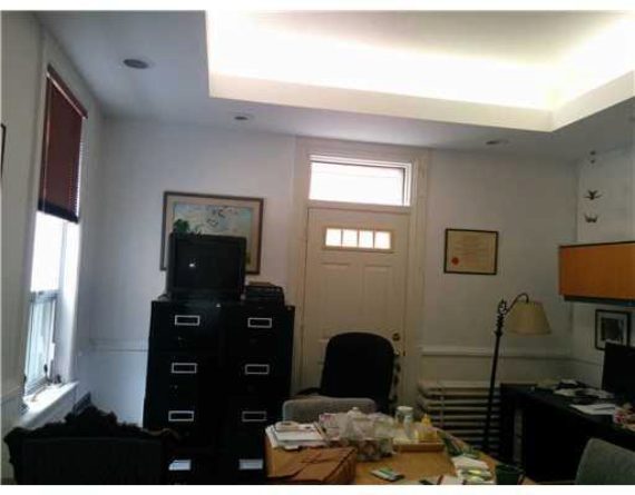 http://cdn.canadapropertylisting.com//Property/medium/3/2016/3/21/office-for-sale-5247670711769244124.jpg