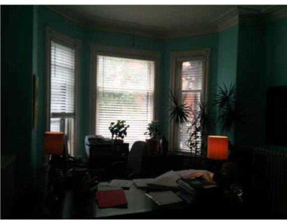 http://cdn.canadapropertylisting.com//Property/medium/3/2016/3/21/office-for-sale-5247670711769254125.jpg
