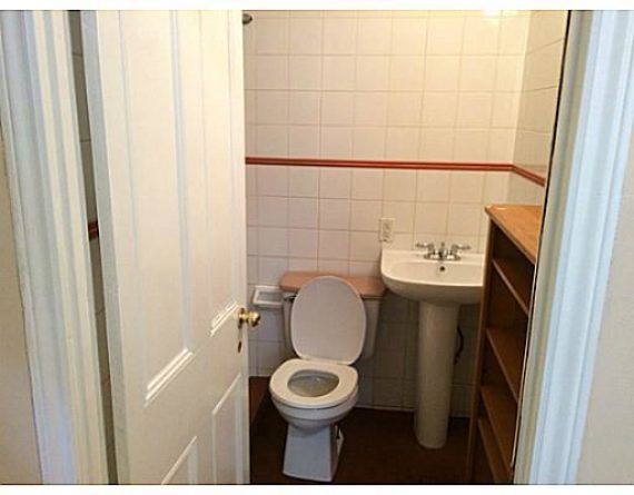 http://cdn.canadapropertylisting.com//Property/medium/3/2016/3/21/single-family-property-for-sale-5247670711765683768.jpg