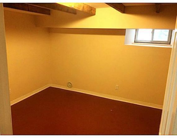 http://cdn.canadapropertylisting.com//Property/medium/3/2016/3/21/single-family-property-for-sale-5247670711765713771.jpg