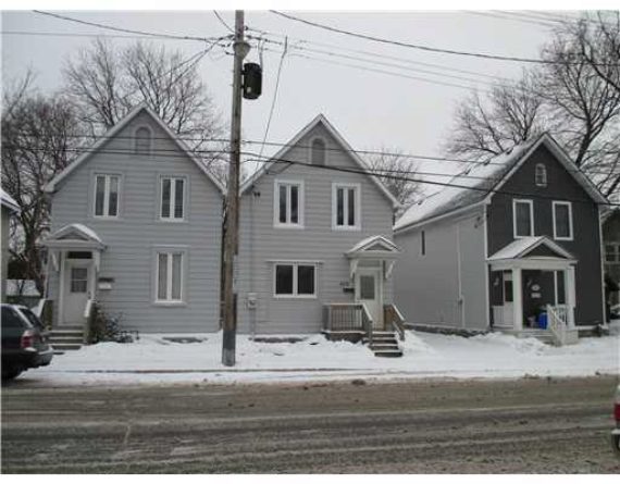http://cdn.canadapropertylisting.com//Property/medium/3/2016/3/21/single-family-property-for-sale-5247670711767073907.jpg