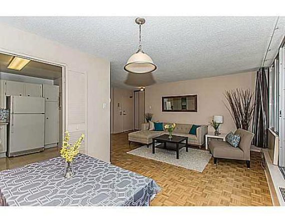 http://cdn.canadapropertylisting.com//Property/medium/3/2016/3/24/1-bedroom-single-family-property-for-sale-5247670711796656865.jpg