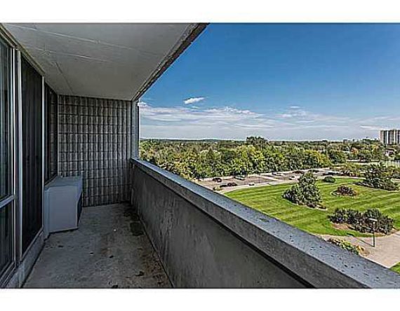 http://cdn.canadapropertylisting.com//Property/medium/3/2016/3/24/1-bedroom-single-family-property-for-sale-5247670711796706870.jpg