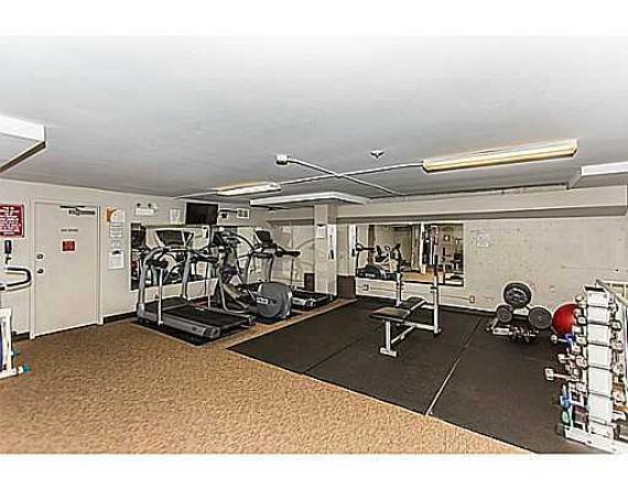 http://cdn.canadapropertylisting.com//Property/medium/3/2016/3/24/1-bedroom-single-family-property-for-sale-5247670711796736873.jpg
