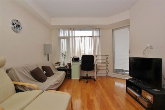 http://cdn.canadapropertylisting.com//Property/medium/3/2016/3/24/1-bedroom-single-family-property-for-sale-5247670711814068606.jpg