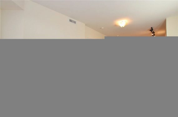 http://cdn.canadapropertylisting.com//Property/medium/3/2016/3/24/1-bedroom-single-family-property-for-sale-5247670711814078607.jpg