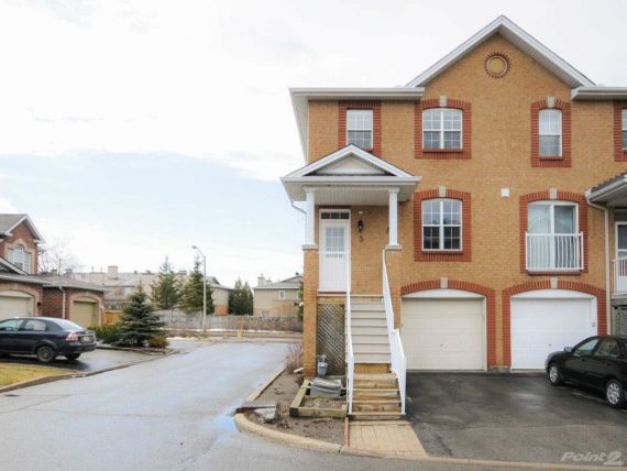 http://cdn.canadapropertylisting.com//Property/medium/3/2016/3/24/3-bedroom-property-for-sale-5247670711794056605.jpg