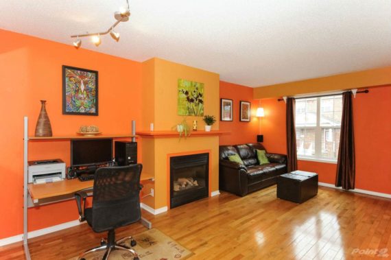 http://cdn.canadapropertylisting.com//Property/medium/3/2016/3/24/3-bedroom-property-for-sale-5247670711794106610.jpg