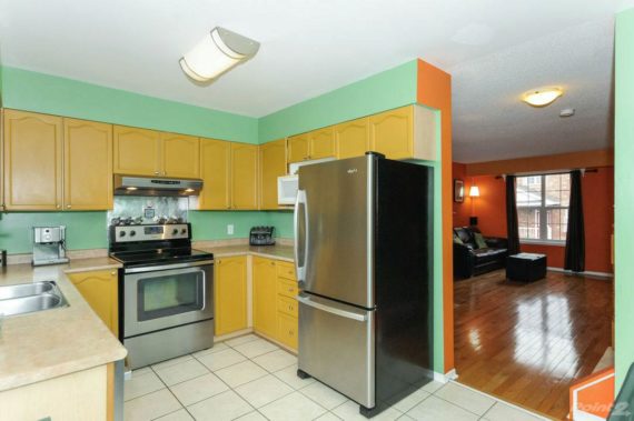 http://cdn.canadapropertylisting.com//Property/medium/3/2016/3/24/3-bedroom-property-for-sale-5247670711794166616.jpg