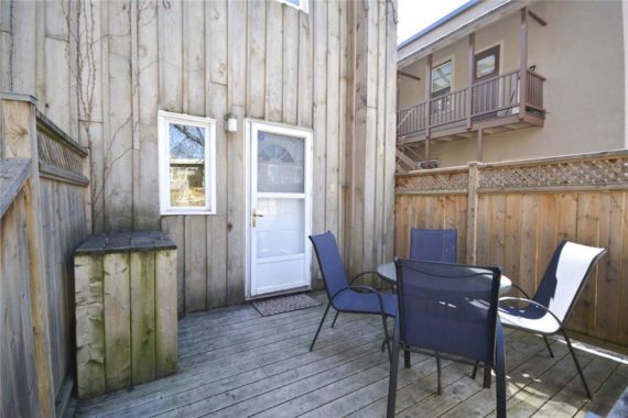 http://cdn.canadapropertylisting.com//Property/medium/3/2016/3/24/3-bedroom-single-family-property-for-sale-5247670711809418141.jpg